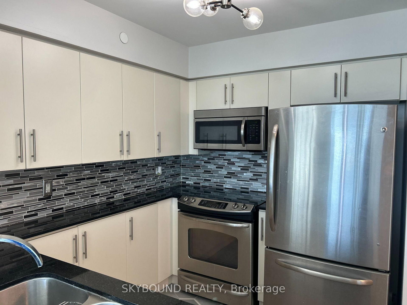 215 Sherway Gardens Road, Unit 2004 - Photo 6