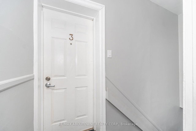 3 - 486 Holtby Avenue