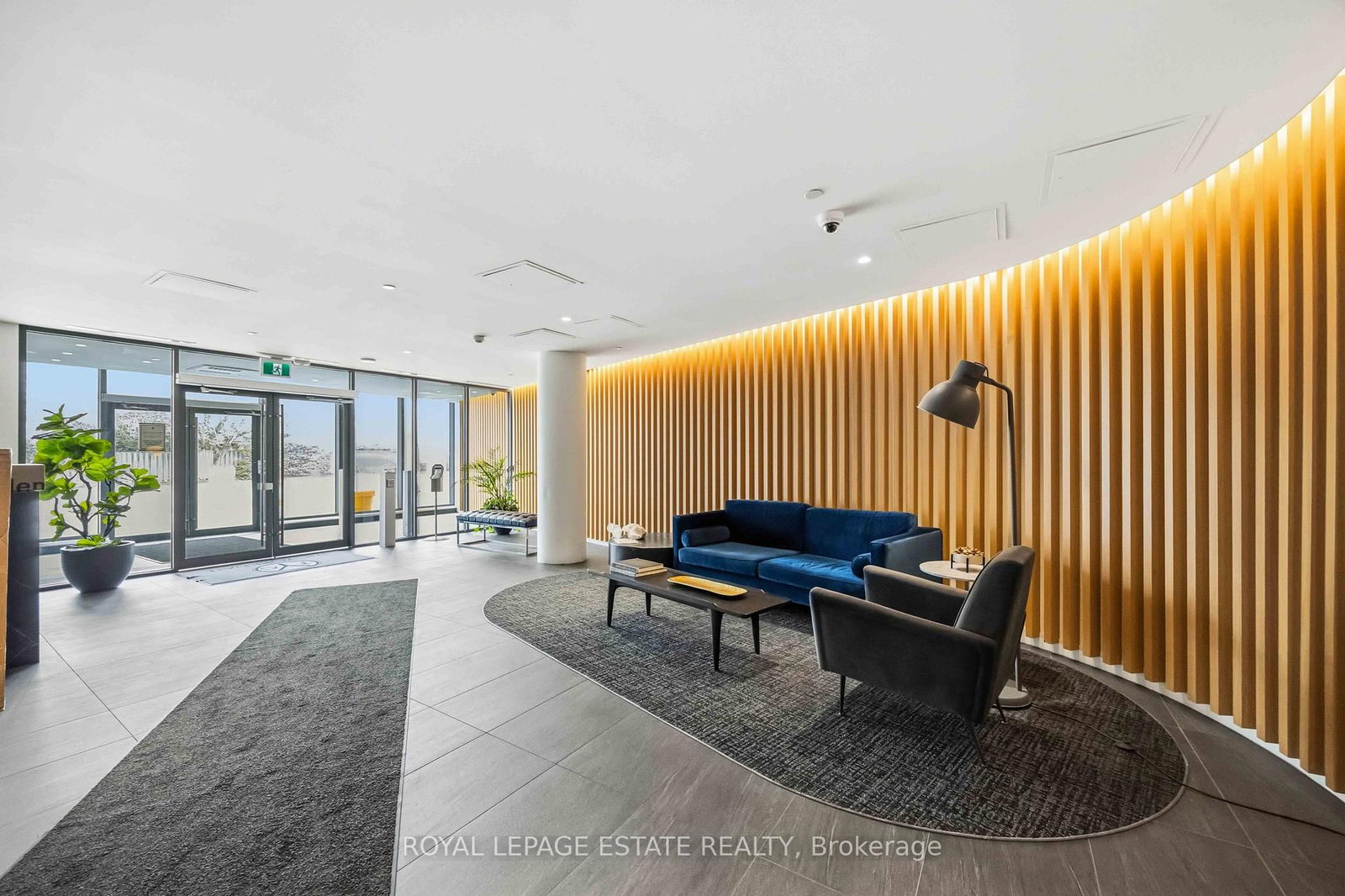 160 Flemington Road, Unit 1505 - Photo 3