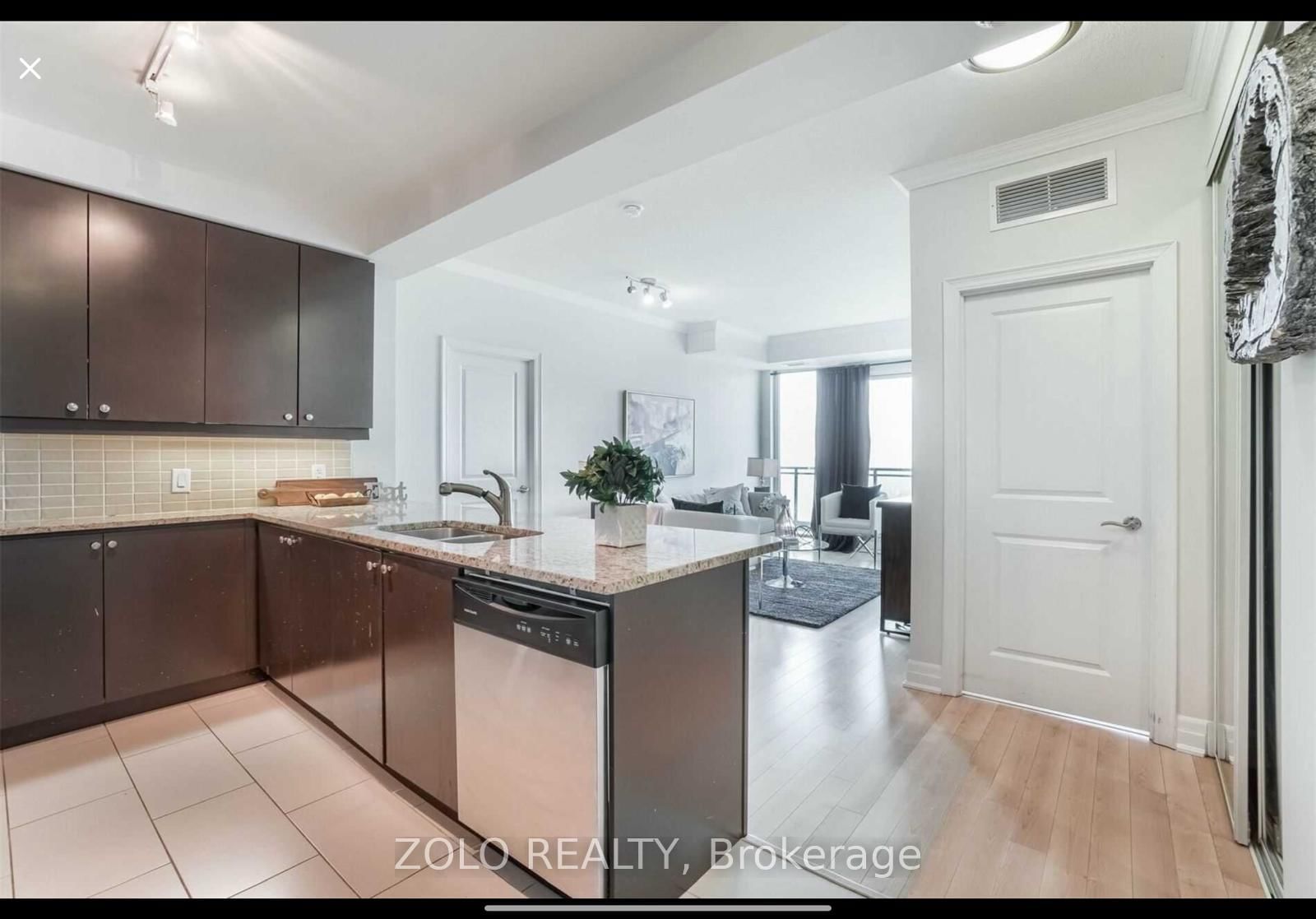 100 John Street • #1905 • Brampton, ON photo 7