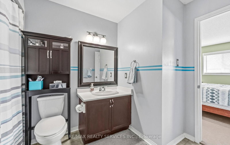 200 Cresthaven Brampton,ON L7A 1J5 — Photo 32