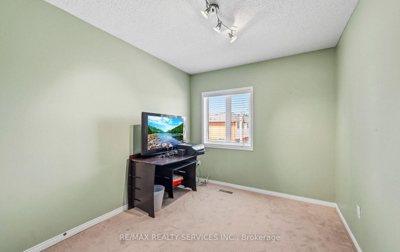 200 Cresthaven Brampton,ON L7A 1J5 — Photo 35