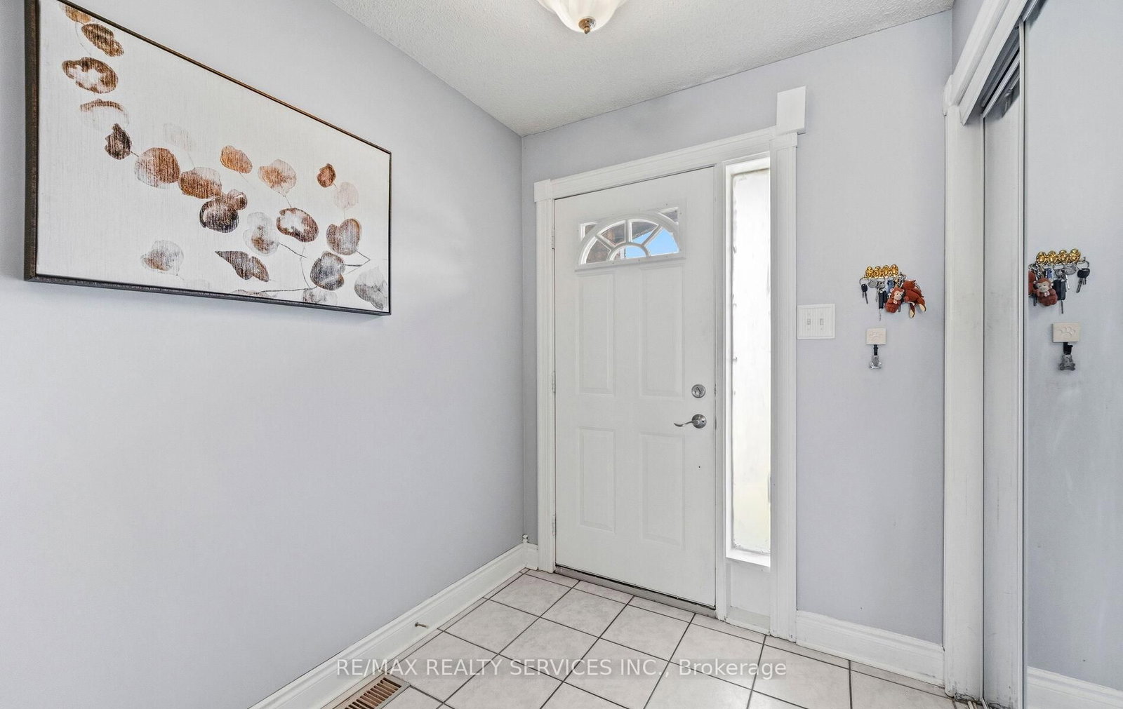 200 Cresthaven Brampton,ON L7A 1J5 — Photo 5