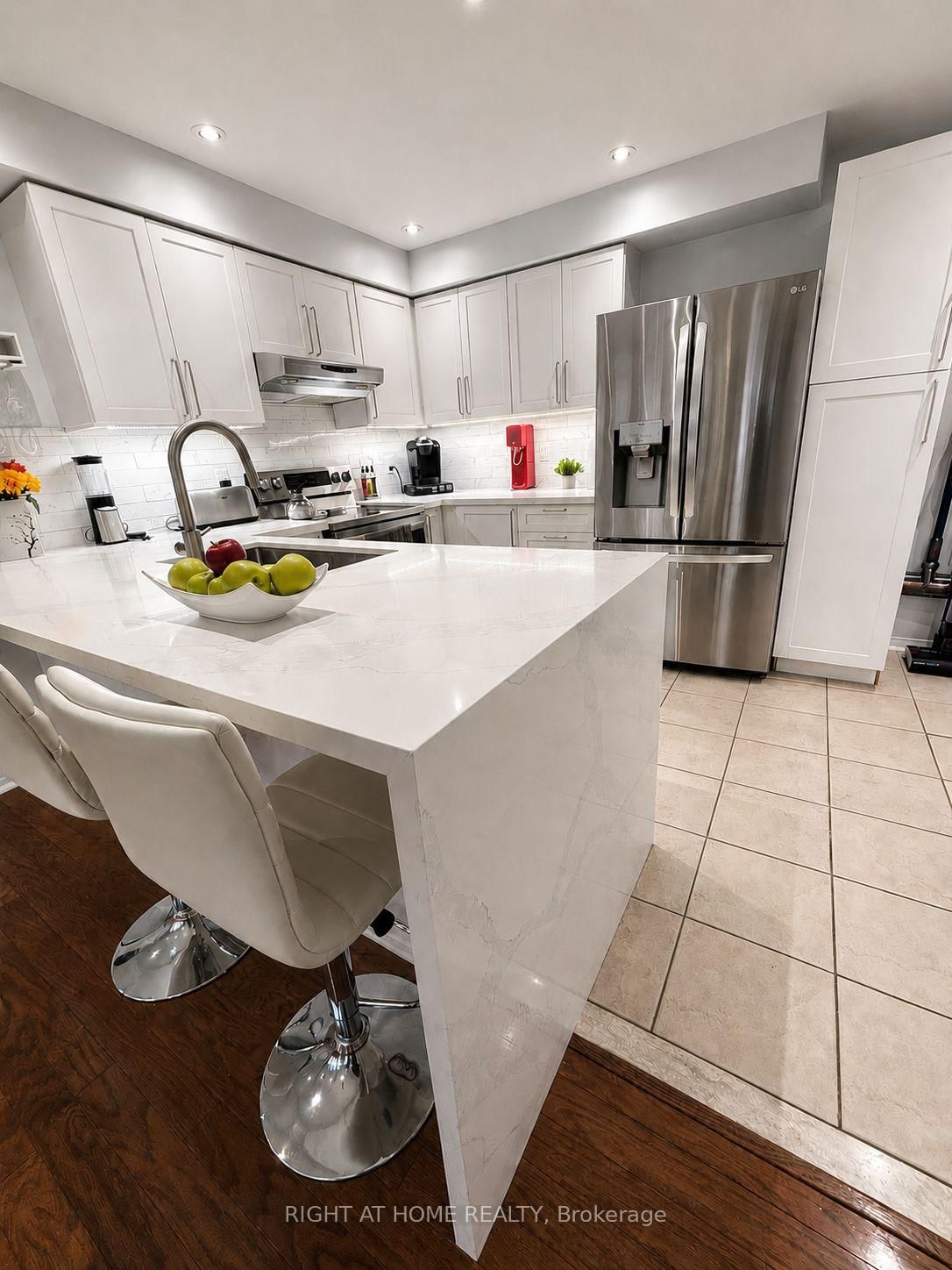 760 Lawrence Avenue W • #221 • Toronto, ON photo 11
