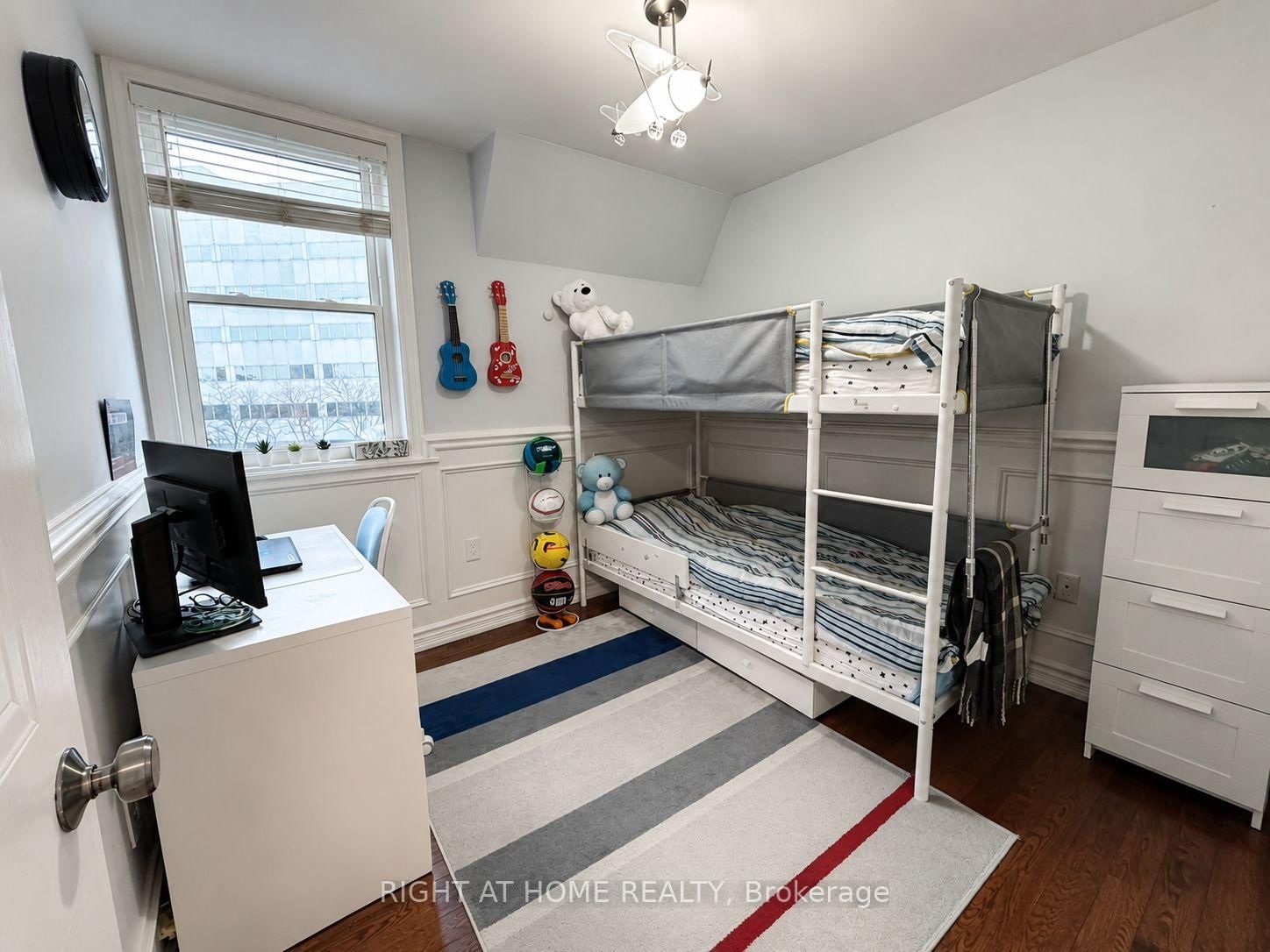 760 Lawrence Avenue W • #221 • Toronto, ON photo 18