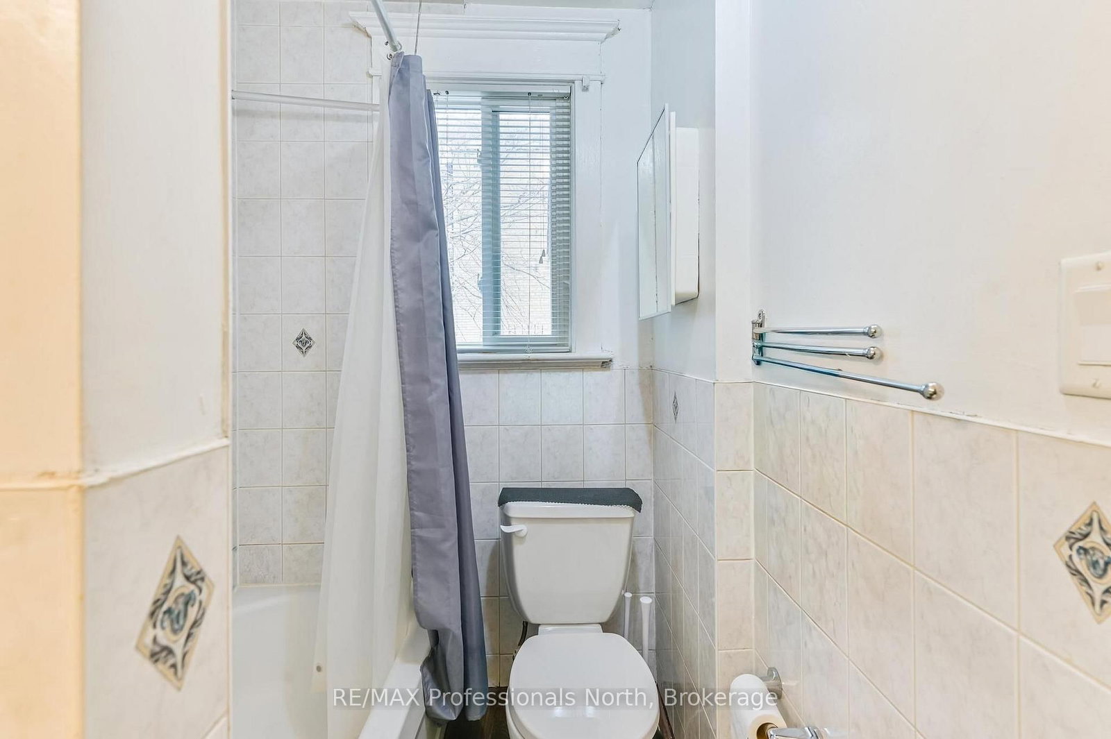 3 Maynard Avenue • Toronto, ON photo 35