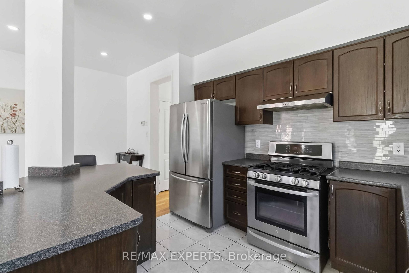 245 Isaac Devins Boulevard - Photo 12