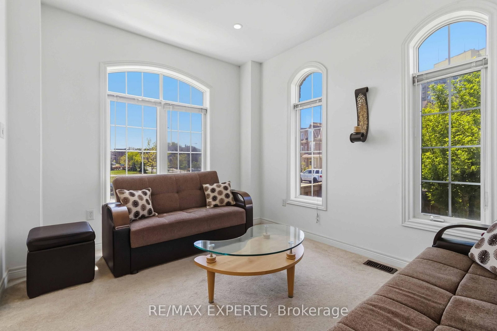 245 Isaac Devins Boulevard - Photo 7