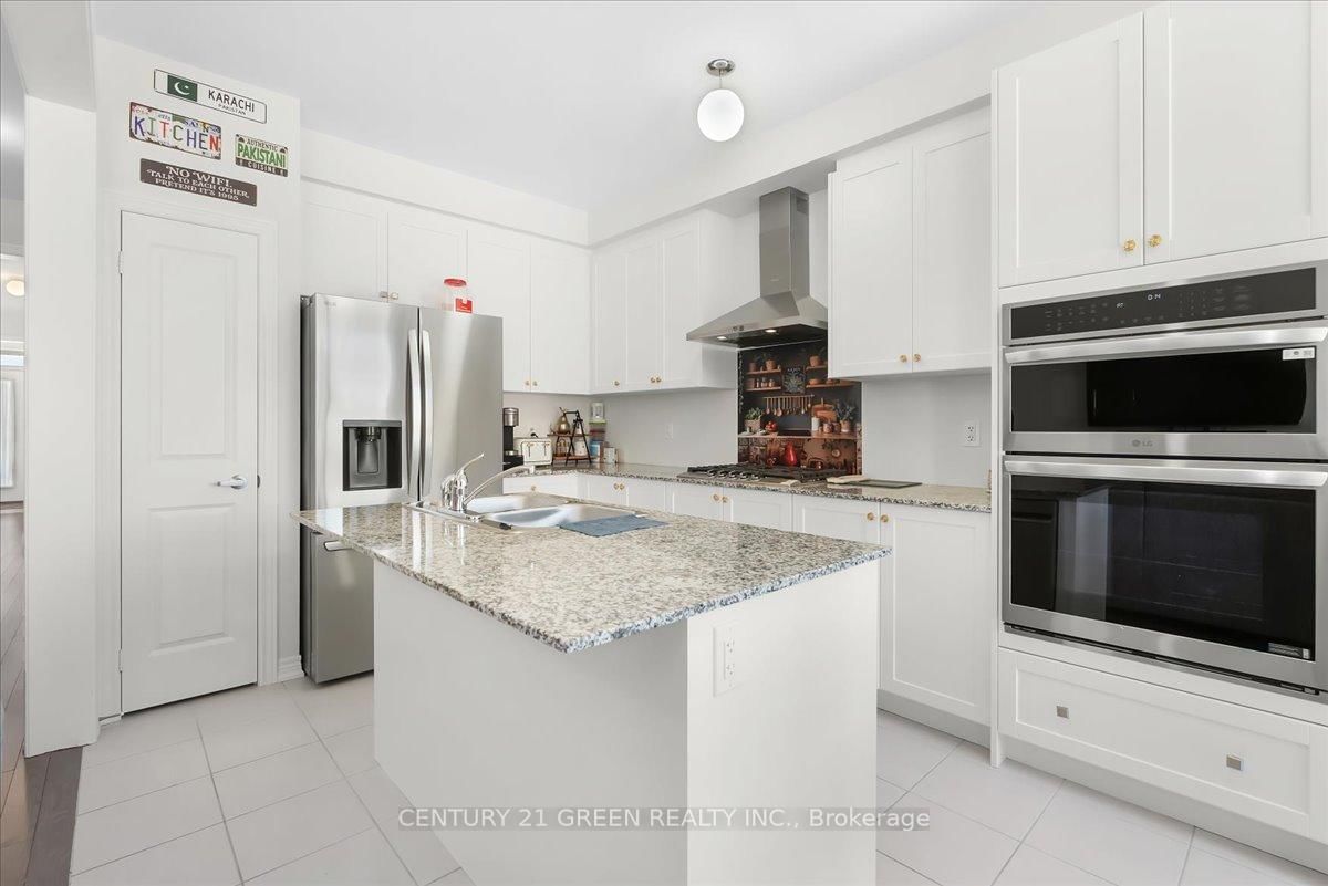 384 Kennedy Milton,ON L9E 2C6 — Photo 15