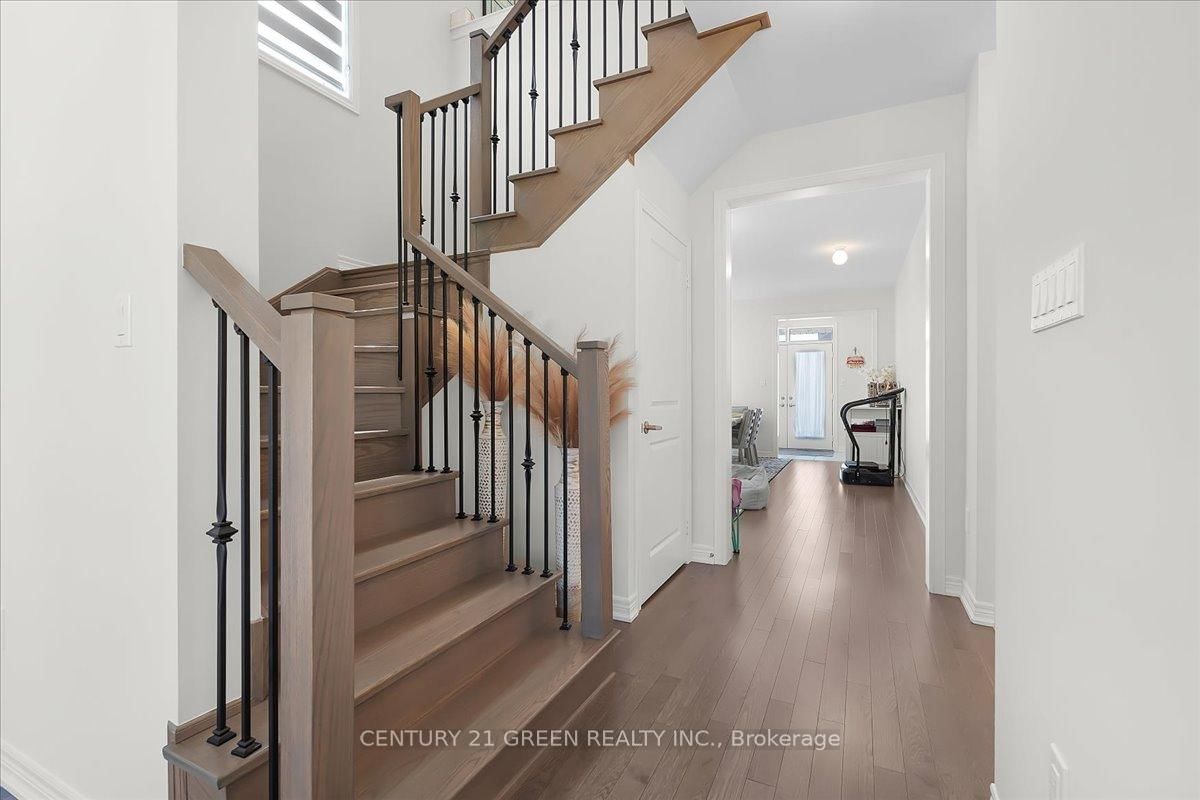 384 Kennedy Milton,ON L9E 2C6 — Photo 8