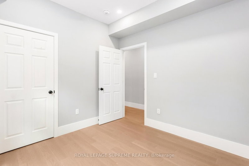 82 Pritchard Toronto,ON M6N 1T3 — Photo 13