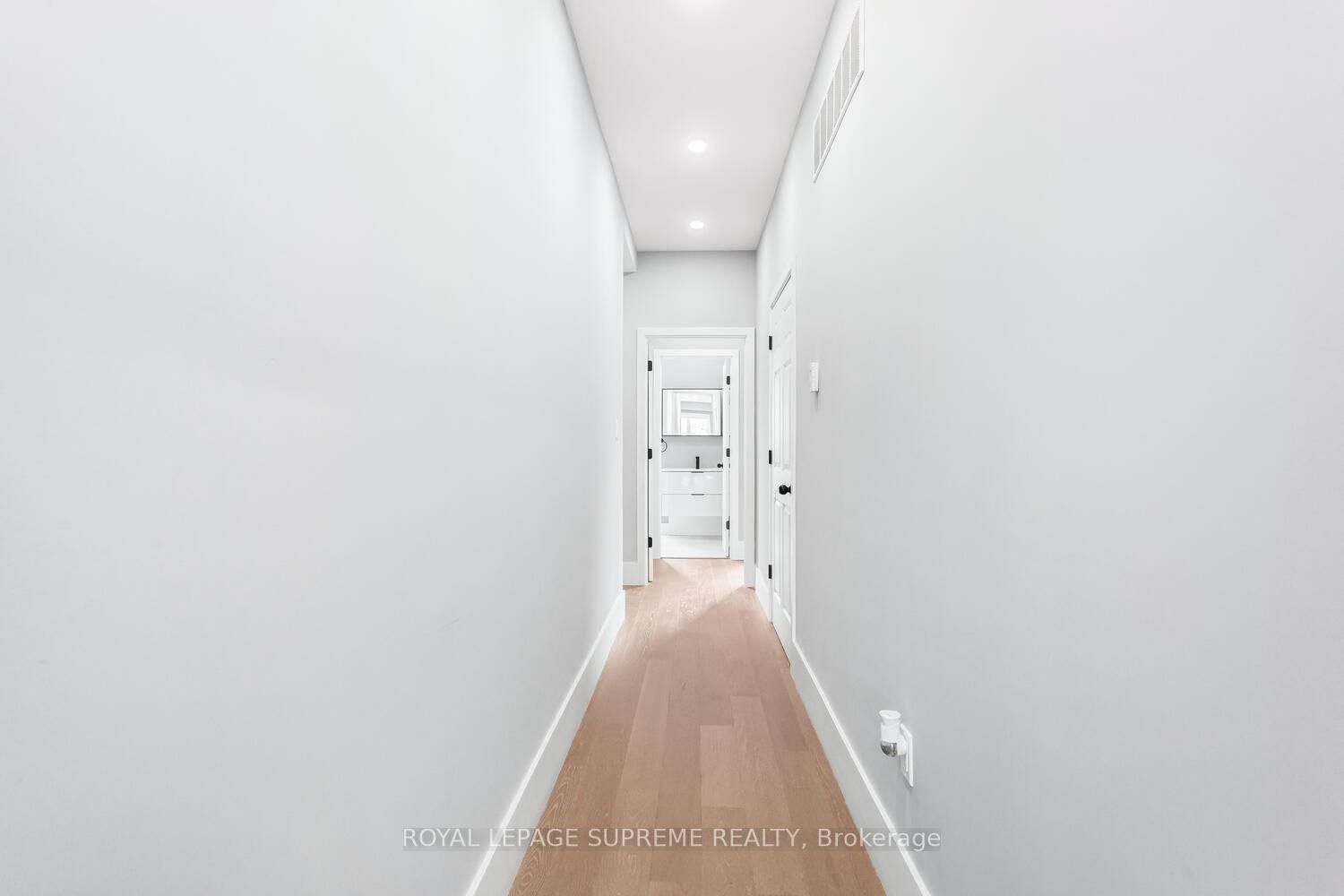 82 Pritchard Toronto,ON M6N 1T3 — Photo 35