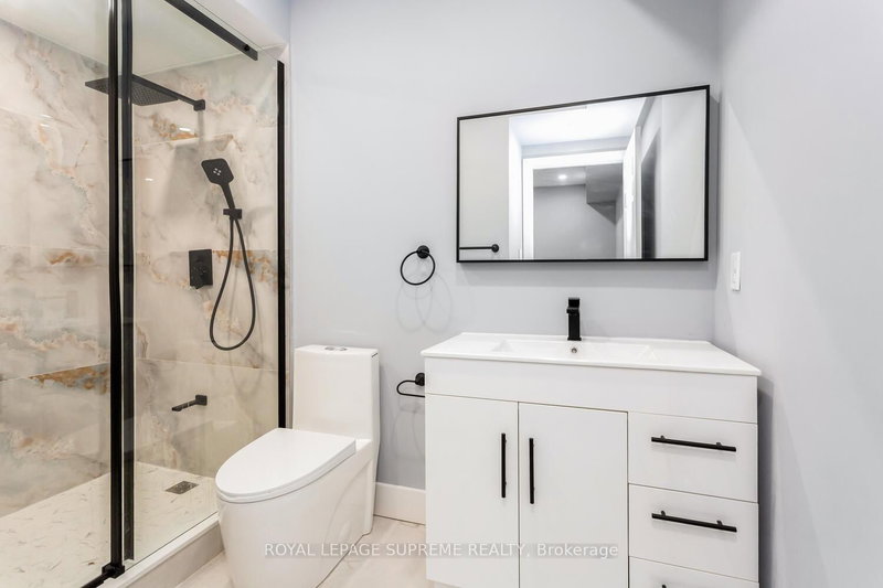 82 Pritchard Toronto,ON M6N 1T3 — Photo 45