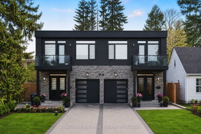 4-bed Semi-Detached · 25A Tecumseth Ave