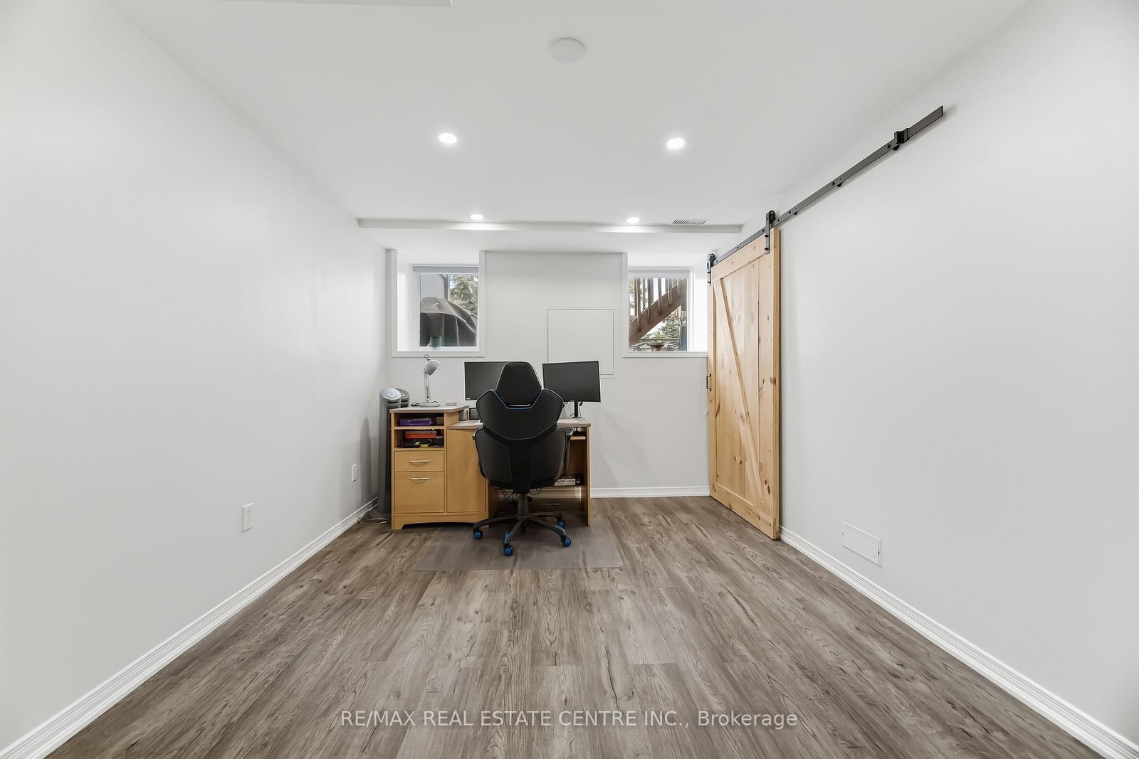 Listing Image 37