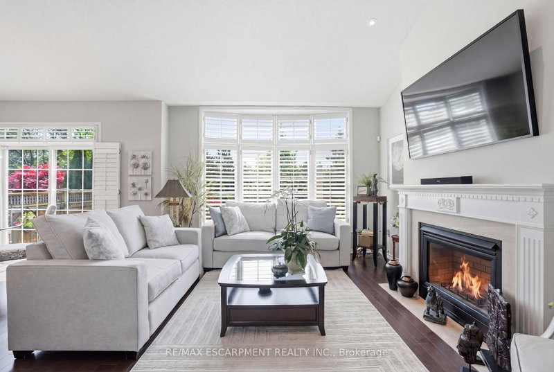 3 - 2258 Turnberry Road