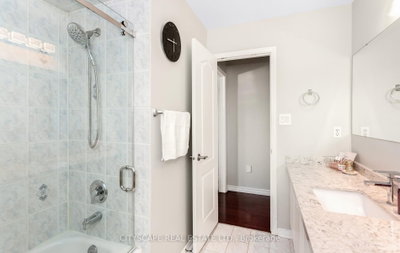 3324 Equestrian Mississauga,Ontario L5M 6T1 — Photo 36