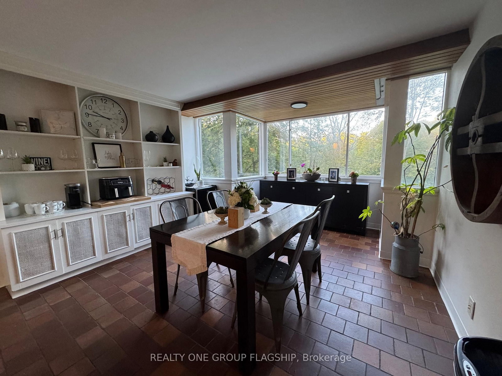 1379 Clarkson Road N • Mississauga, ON photo 11