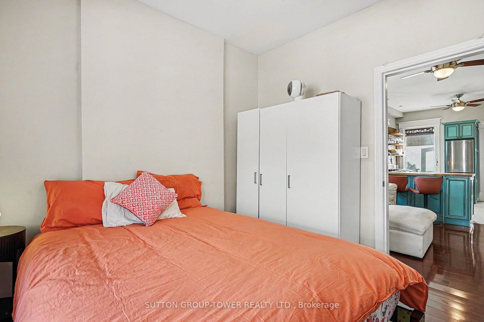 560 Indian Grove • Toronto, ON photo 17
