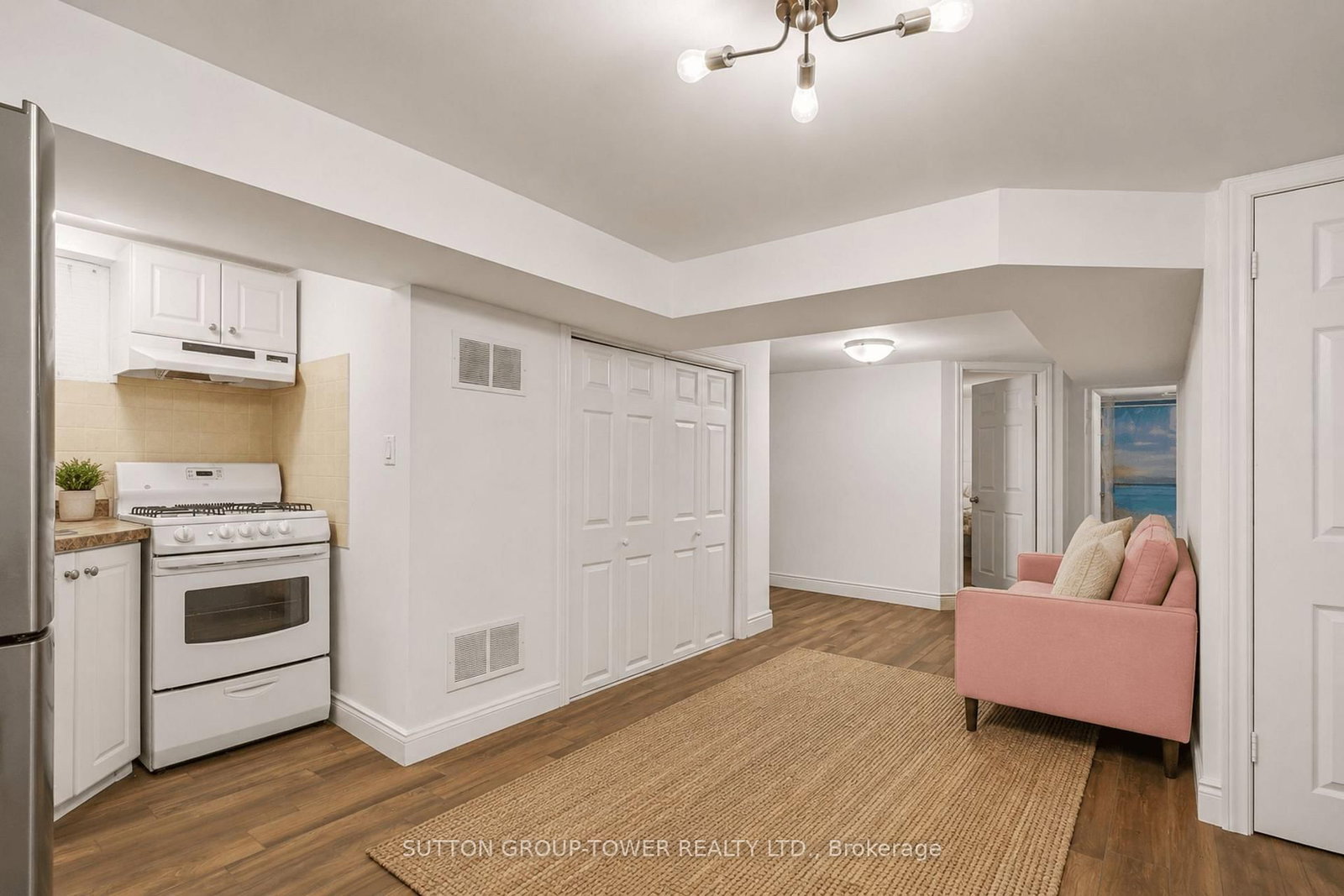 560 Indian Grove • Toronto, ON photo 42