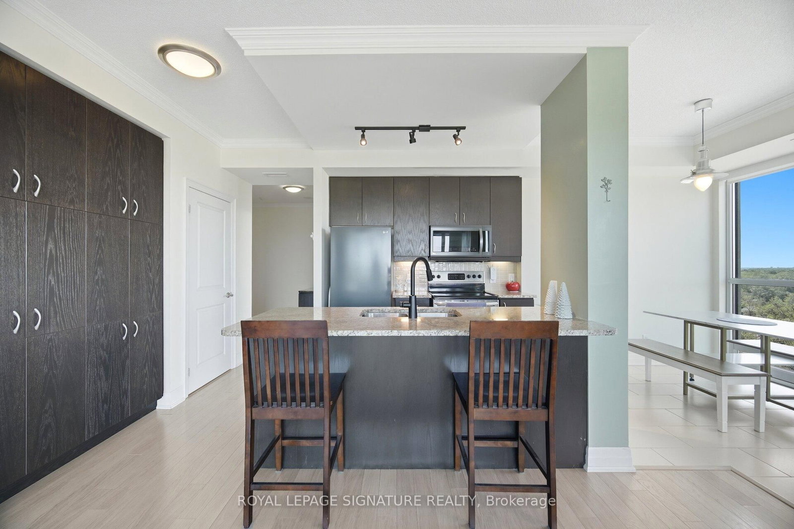 100 John Brampton,ON L6W 0A8 — Photo 7