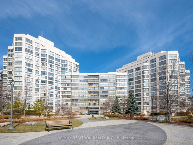 1012 - 2261 Lake Shore Boulevard W