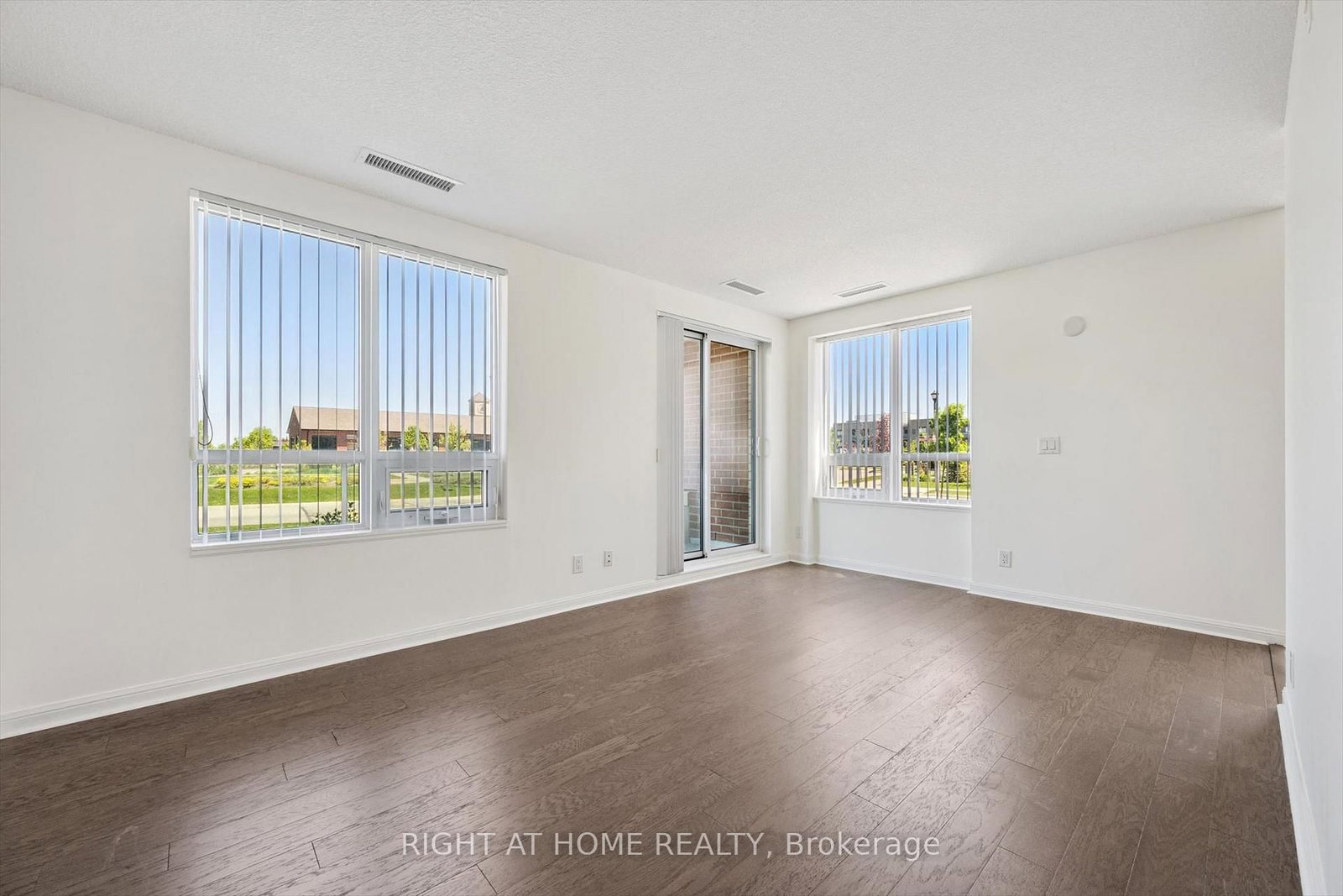50 Via Rosedale Way • #113 • Brampton, ON photo 18