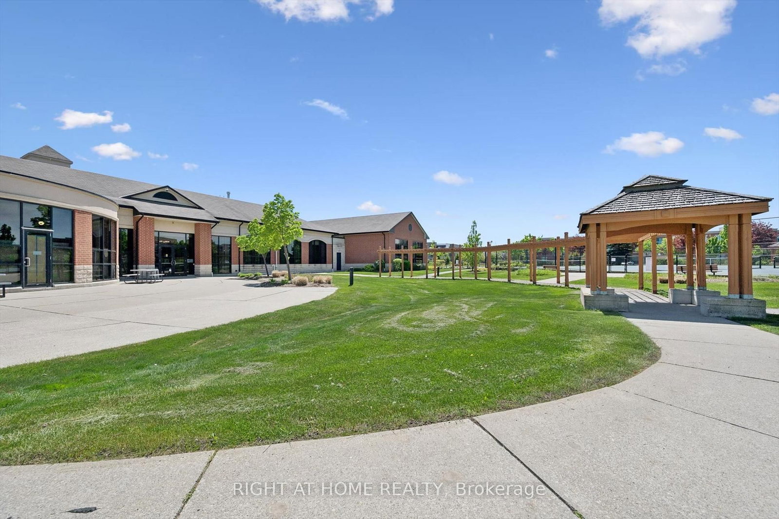 50 Via Rosedale Way • #113 • Brampton, ON photo 42