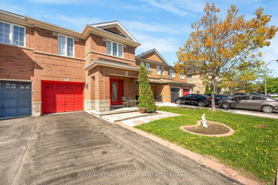 5-bed Semi-Detached · 4 Silver Egret Rd