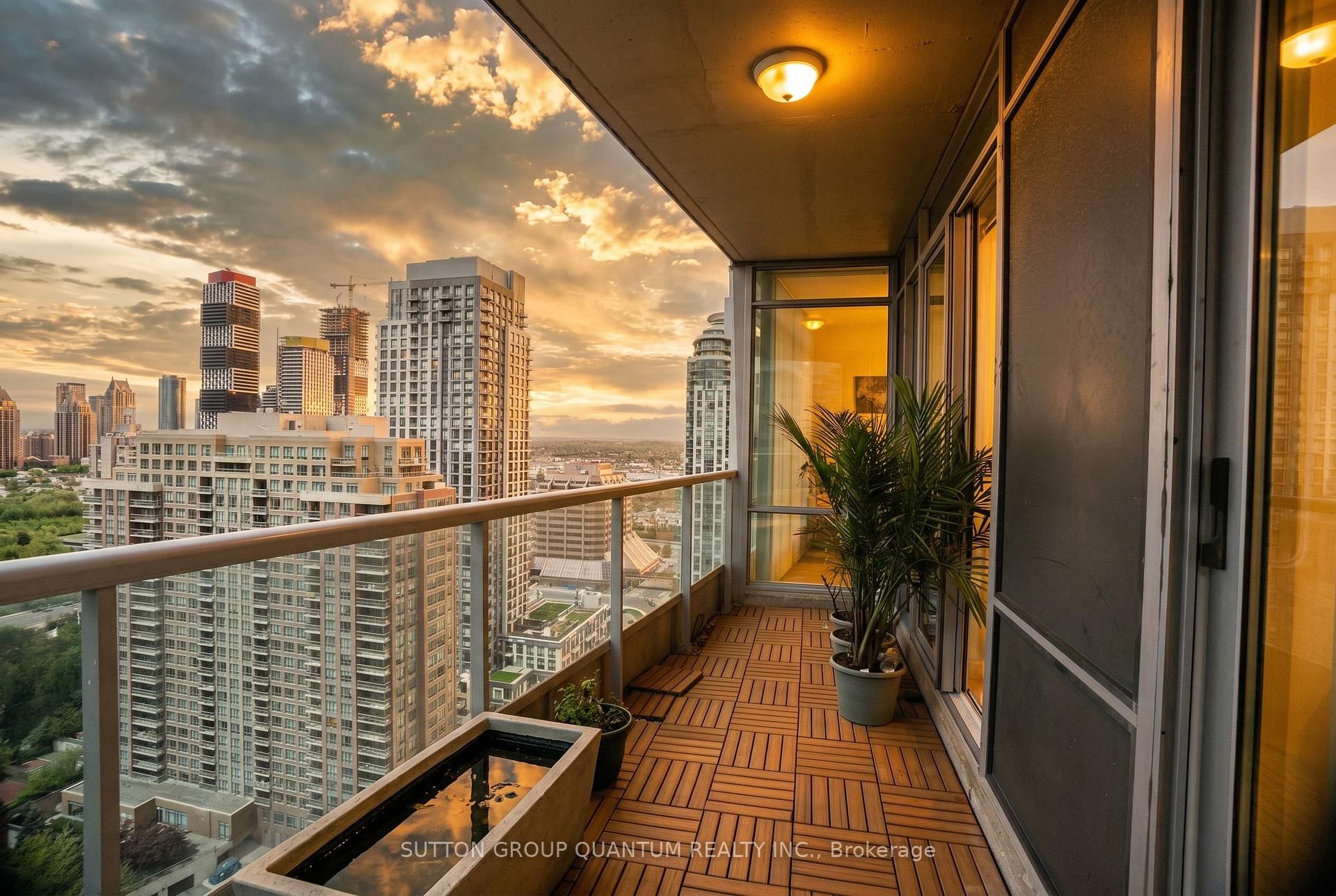1 Elm Drive W, Unit 2705