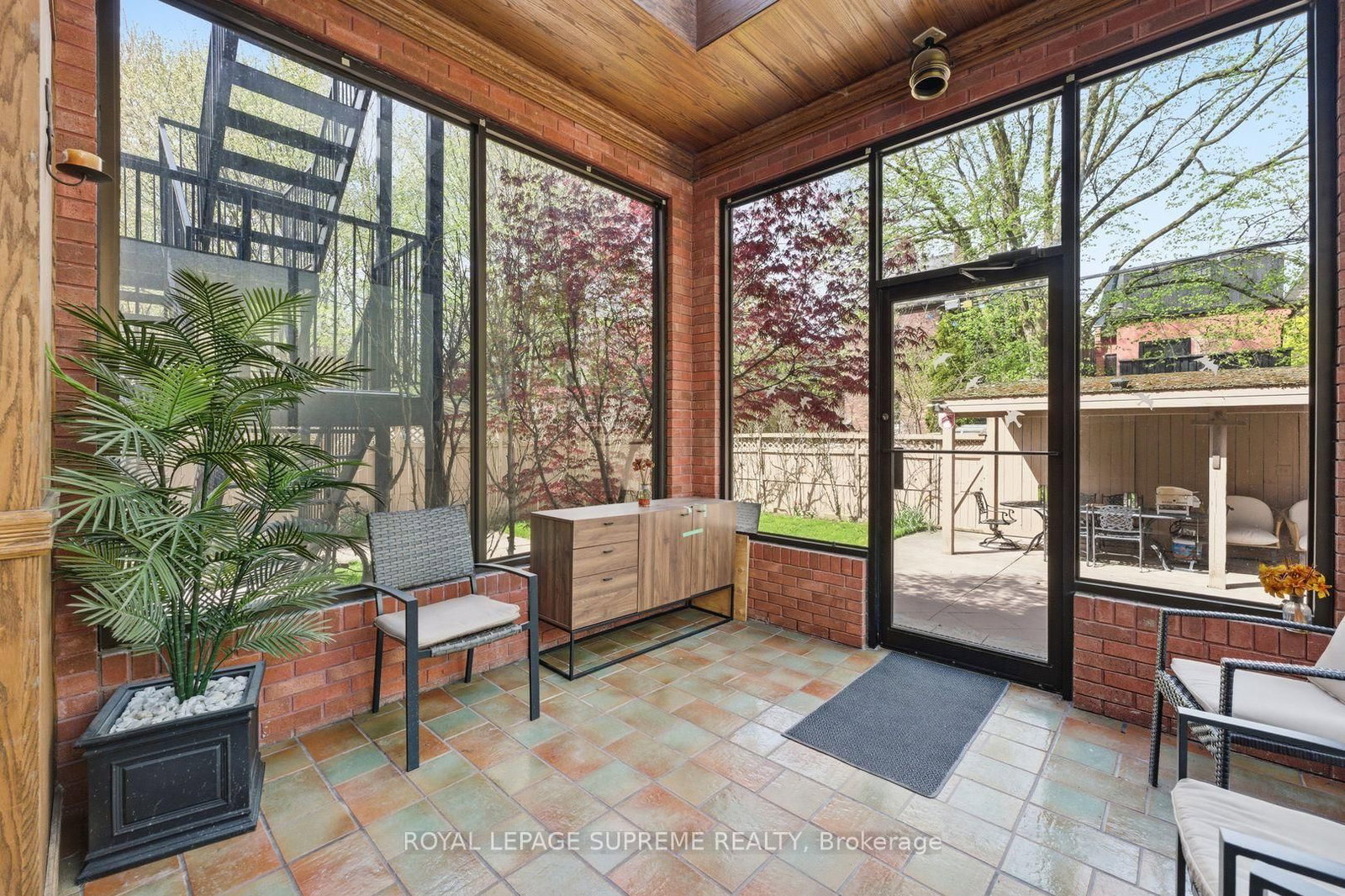 20 Maynard Avenue • Toronto, ON photo 23
