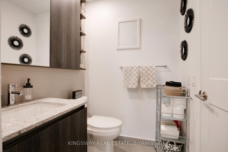 21 Park Mississauga,ON L5G 0C2 — Photo 6