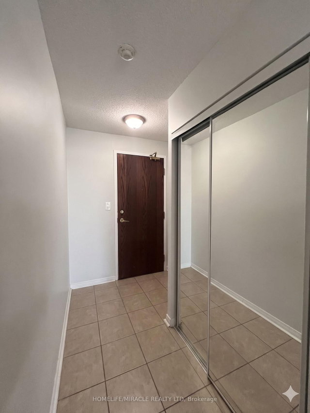 401 - 4850 Glen Erin Drive