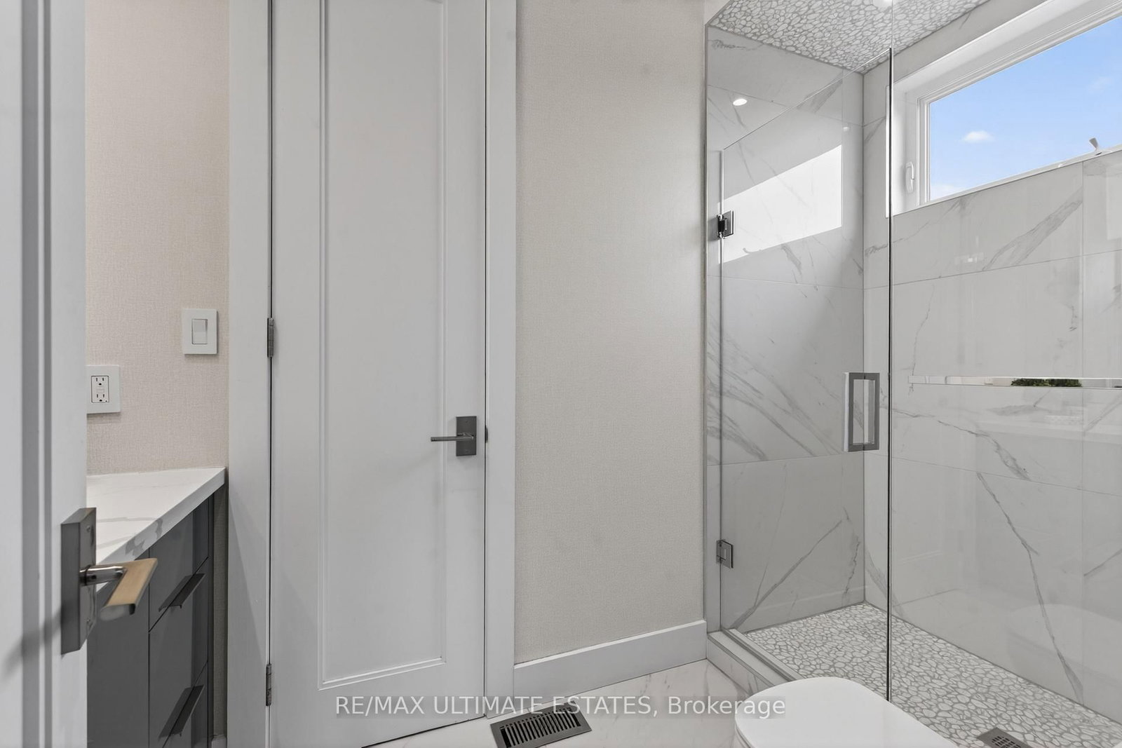 48 Cornelius Parkway • Toronto, ON photo 23