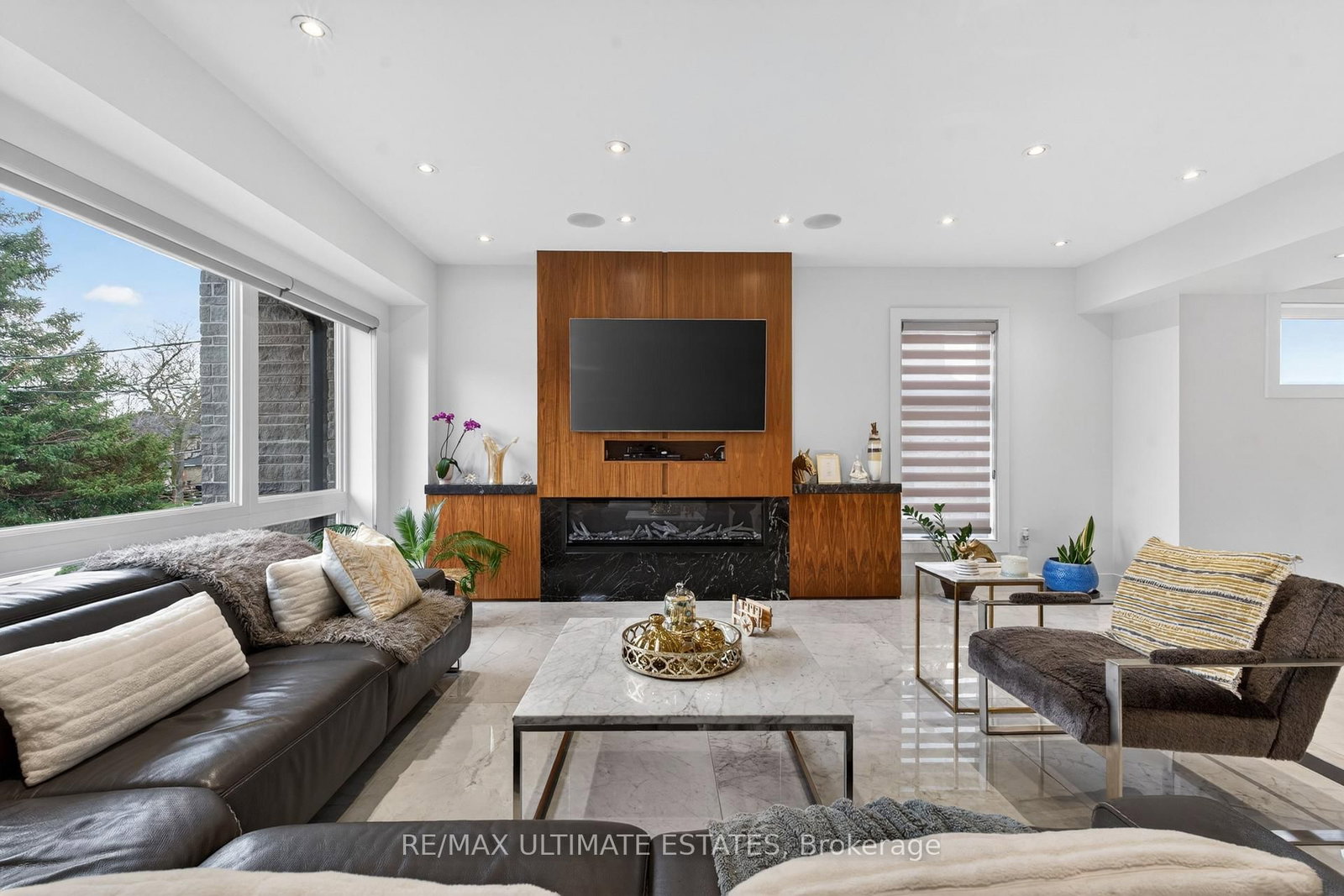 48 Cornelius Parkway, Toronto, ON, photo 5