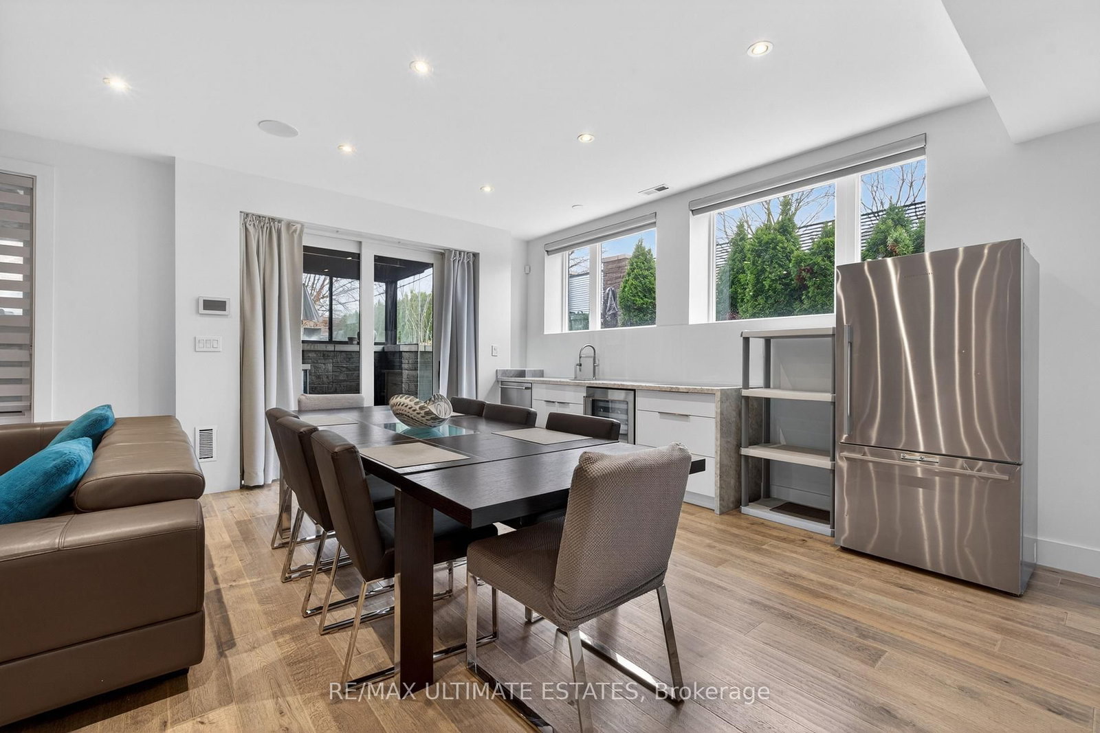 48 Cornelius Parkway • Toronto, ON photo 9