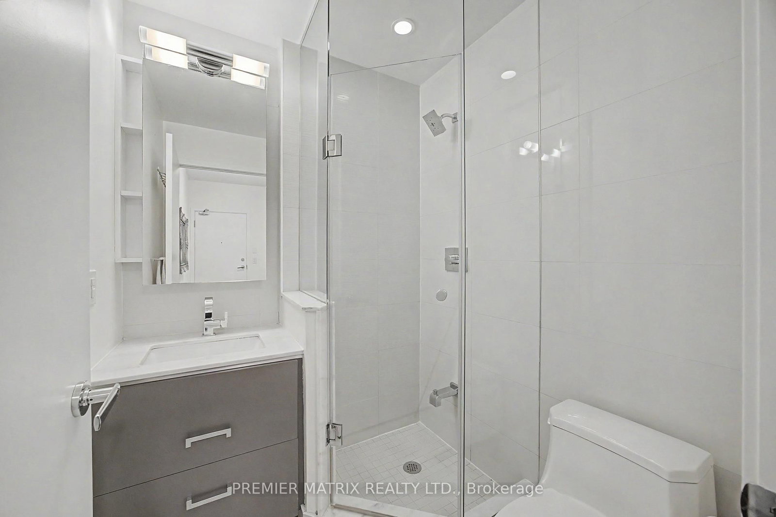 930-1830 Bloor Street, Toronto, ON, photo 3