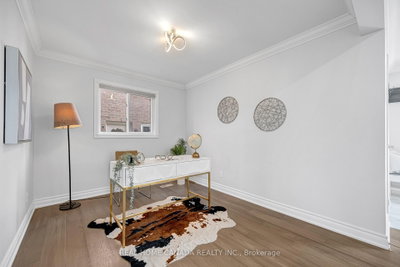 5315 Huntingfield Drive — photo 6