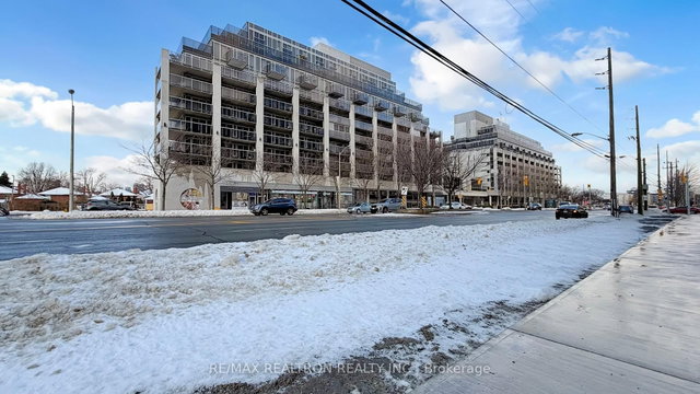 217 - 1050 The Queensway Avenue