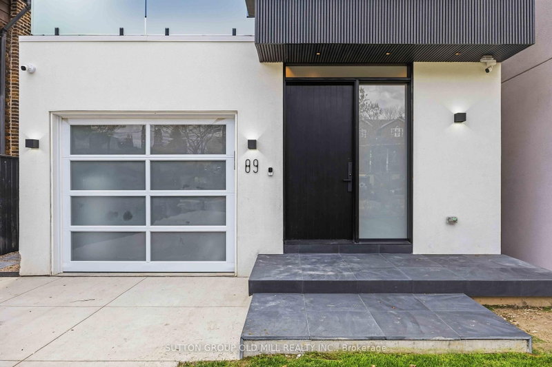89 Regal Road