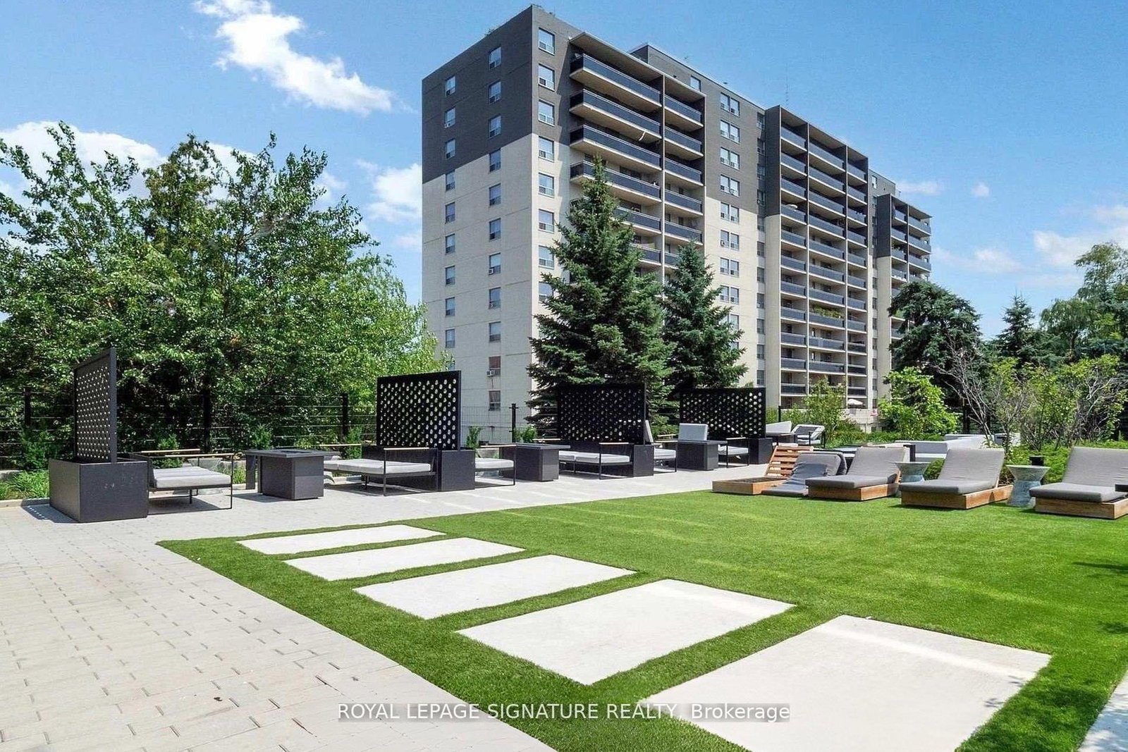 86 Dundas Street E, Unit 326 - Photo 20