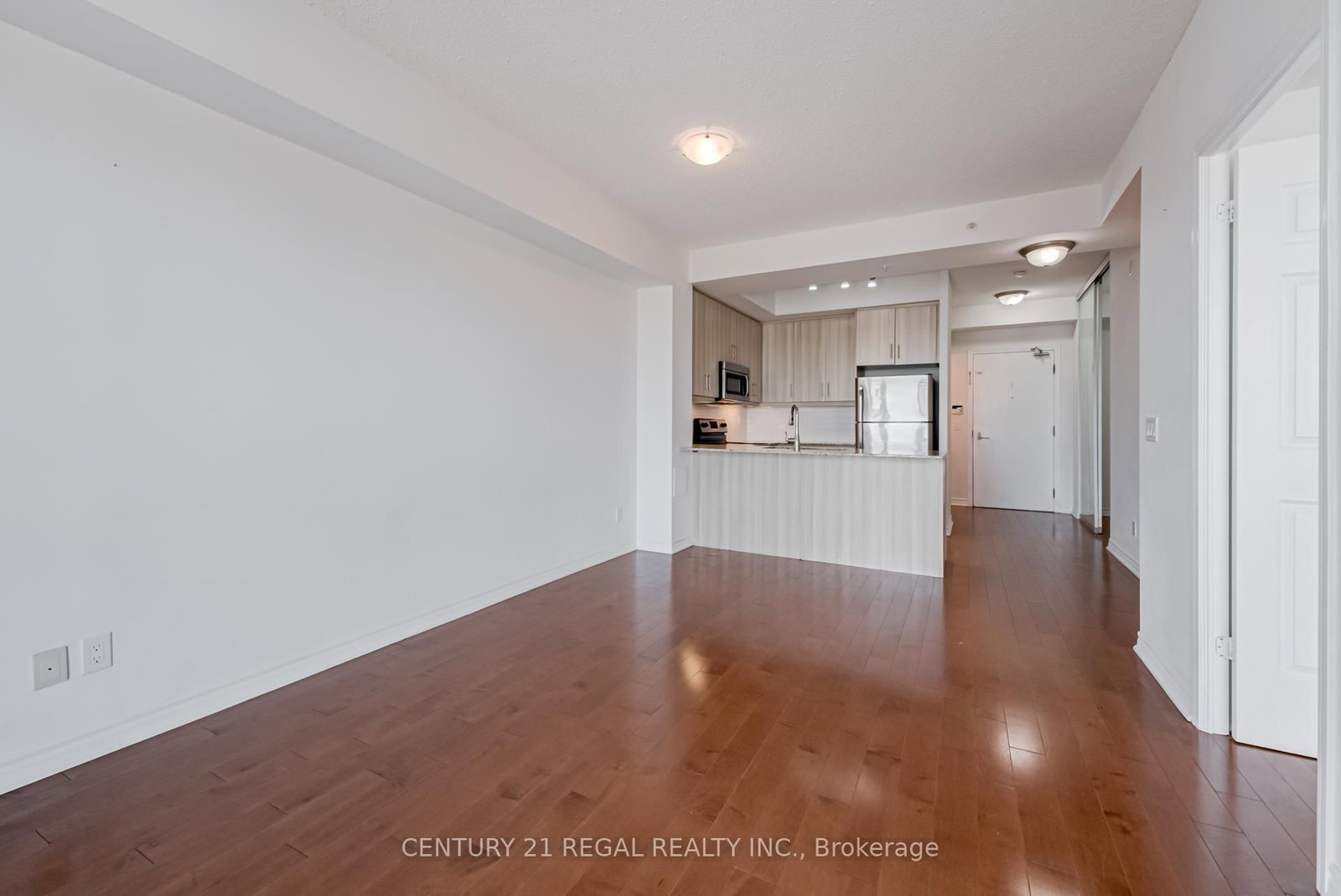 15 James Finlay Way • #710 • Toronto, ON photo 13