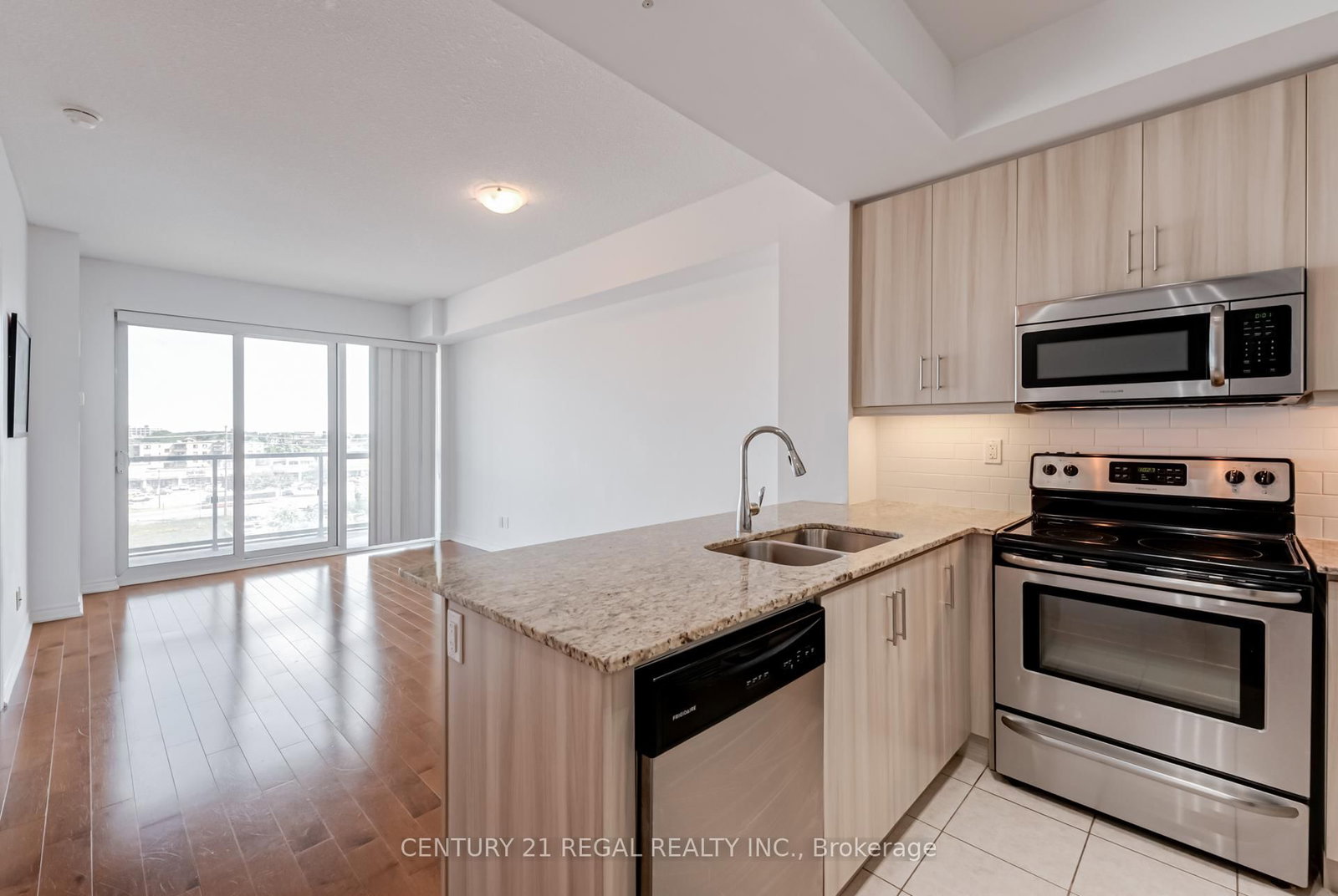 15 James Finlay Way • #710 • Toronto, ON photo 17