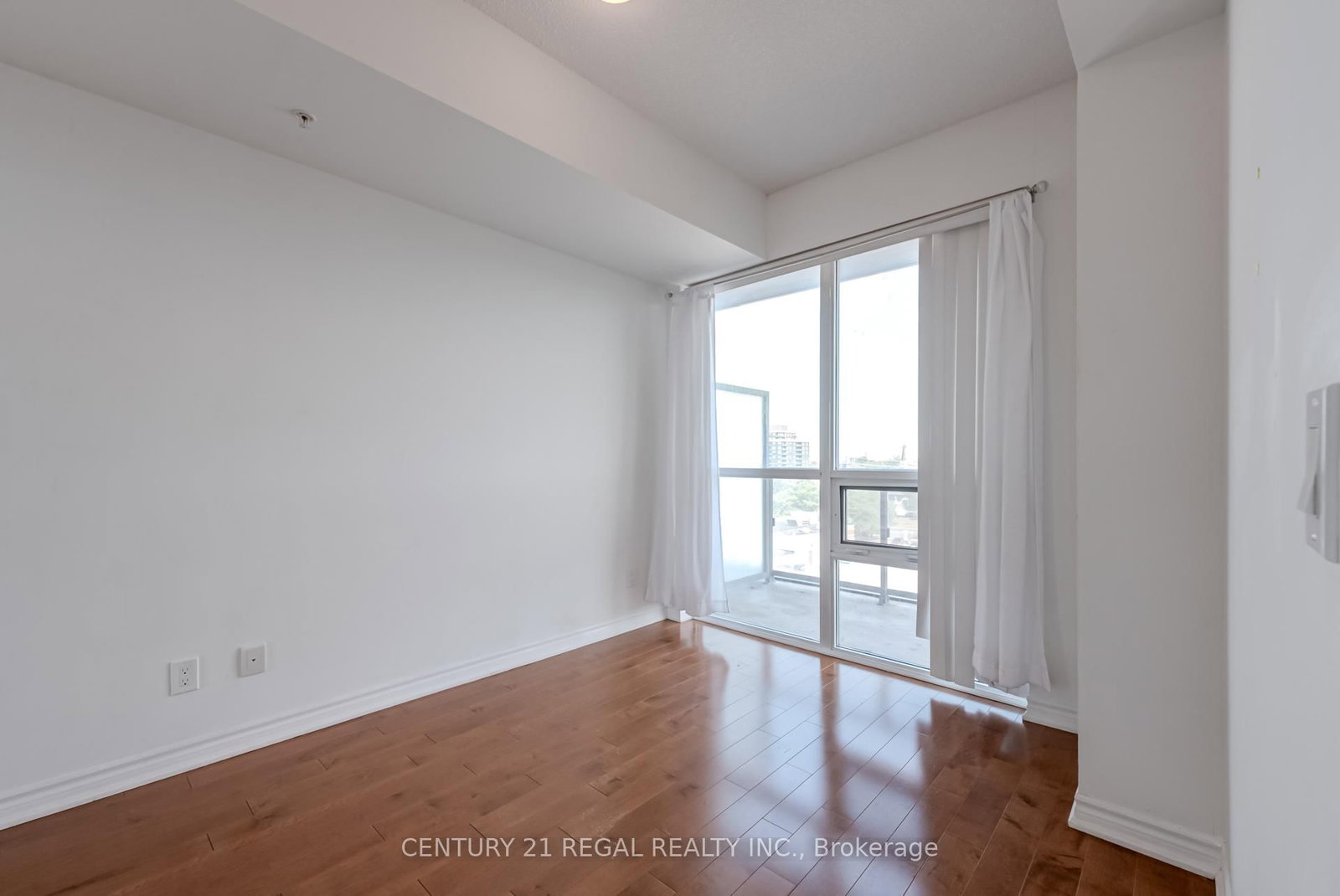 15 James Finlay Way • #710 • Toronto, ON photo 20
