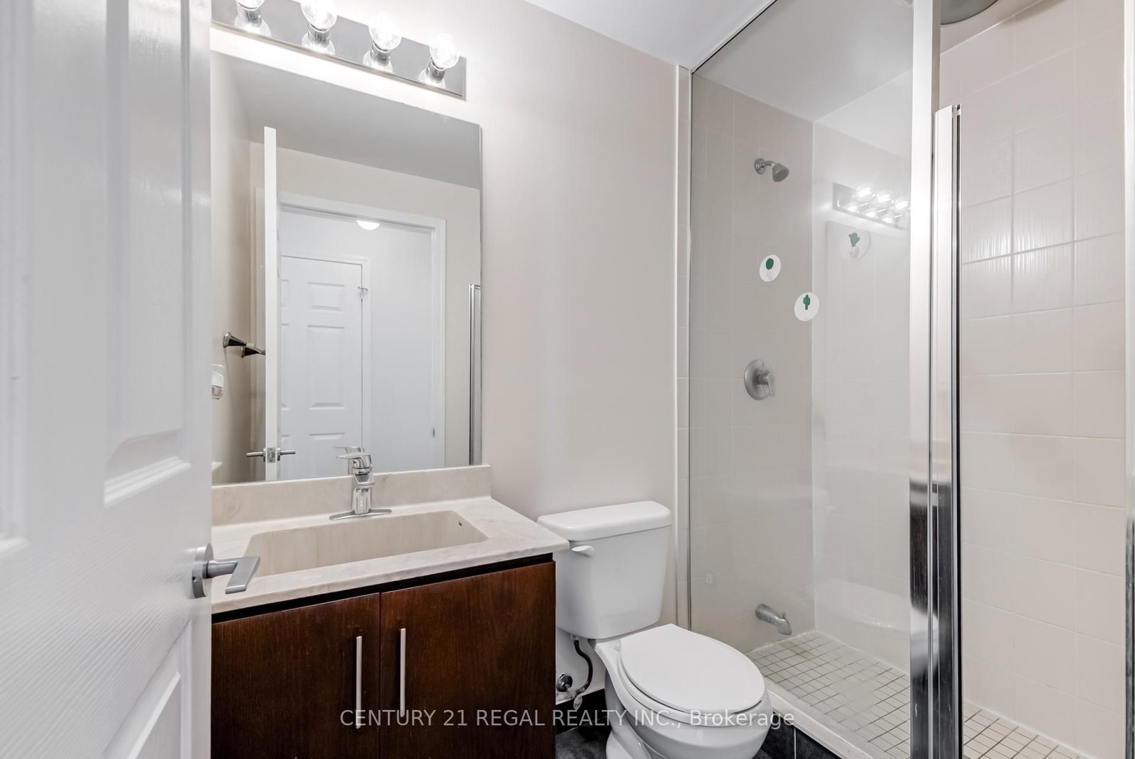 15 James Finlay Way • #710 • Toronto, ON photo 33