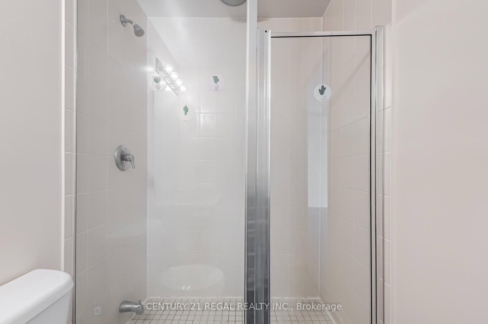 15 James Finlay Way • #710 • Toronto, ON photo 34