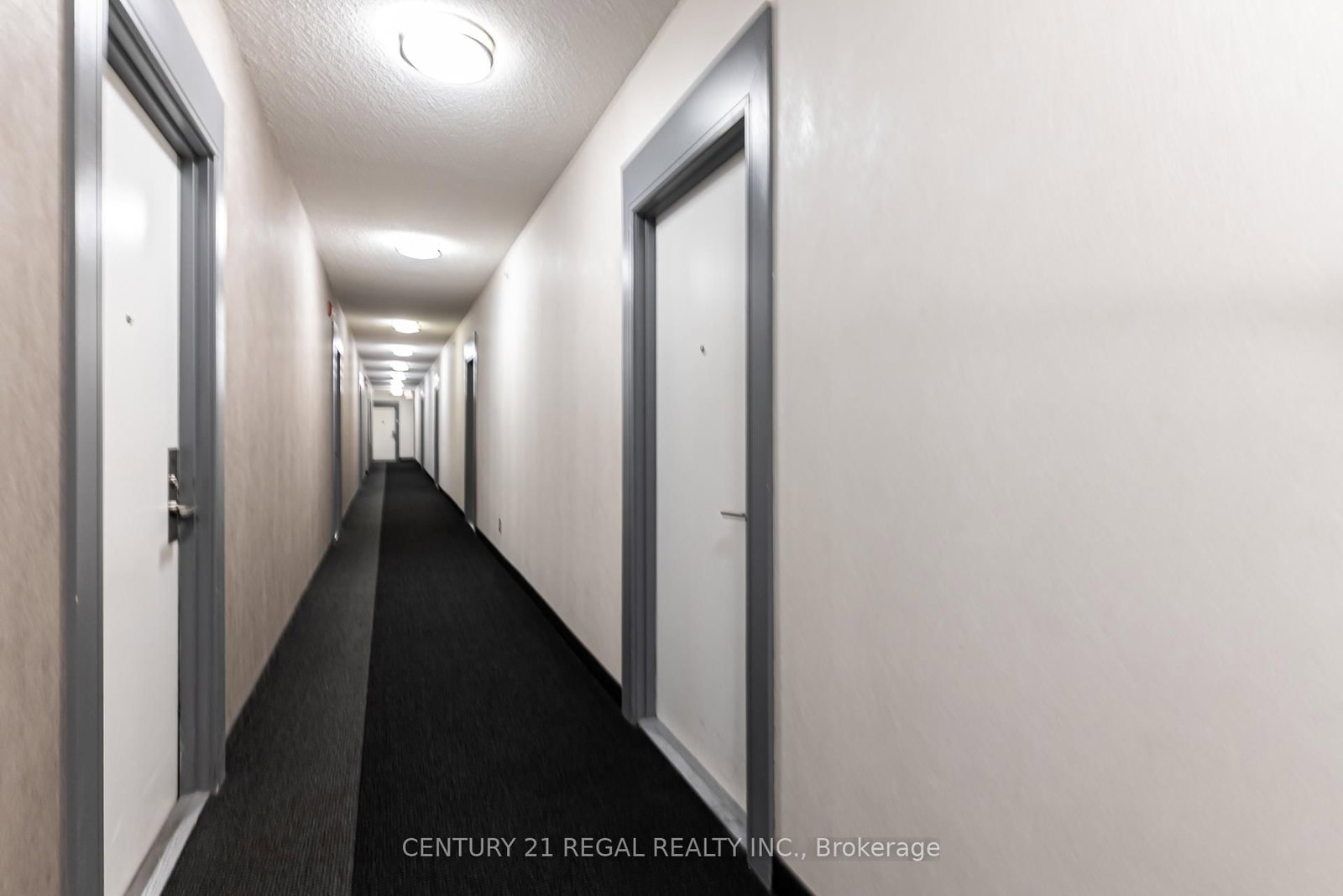 15 James Finlay Way • #710 • Toronto, ON photo 6