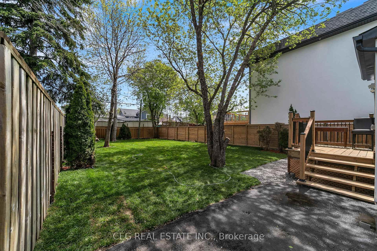 23 16th Street • Toronto, ON photo 25