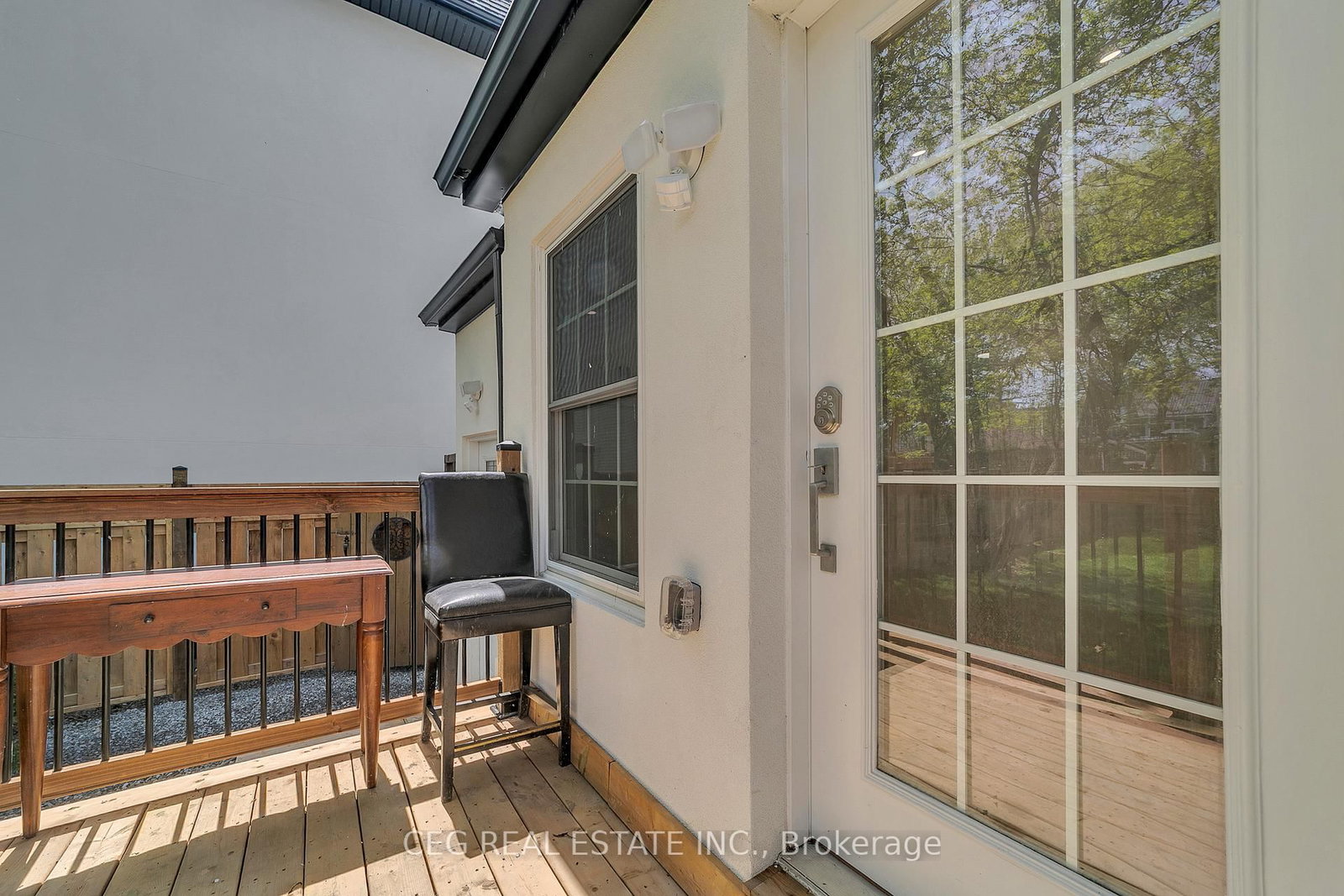23 16th Street • Toronto, ON photo 9