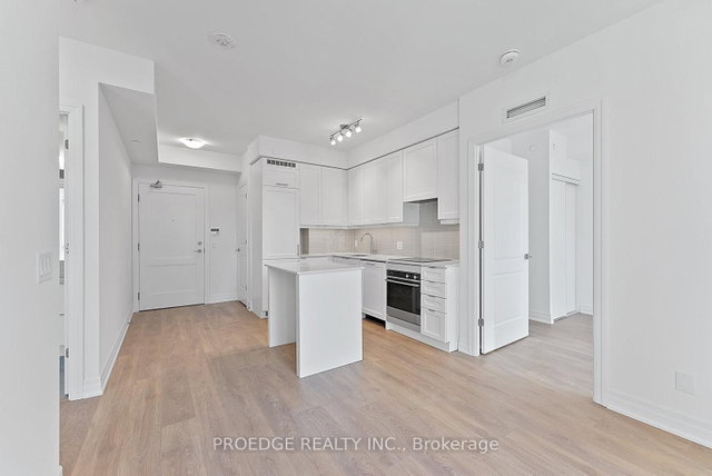 801 - 30 Elm Drive W